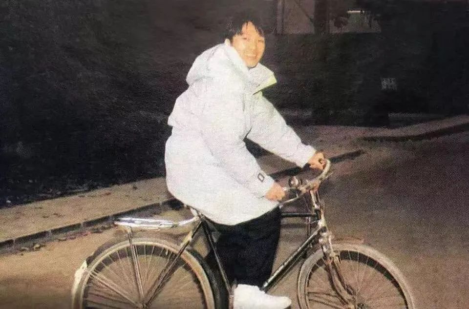 少林足球的冠军是谁_少林足球获奖_少林足球冠军是哪个国家