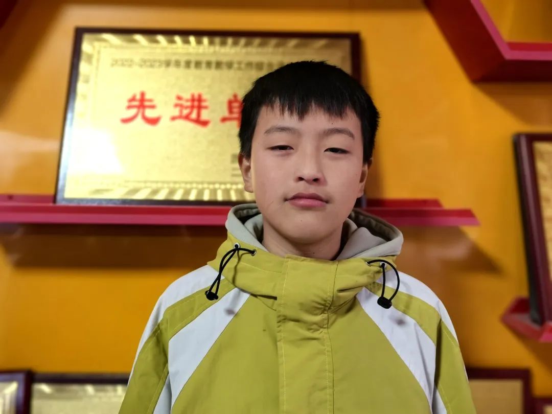全国小学足球冠军_彭镇小学足球队2019年比赛_2022仲巴县足球比赛小学冠军