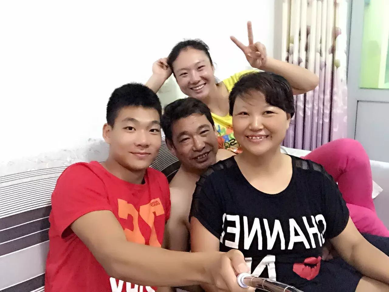 裁判篮球规则认识理解怎么写_篮球裁判规则理解与认识_裁判篮球规则及手势