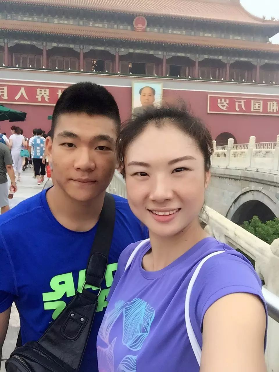 篮球裁判规则理解与认识_裁判篮球规则认识理解怎么写_裁判篮球规则及手势